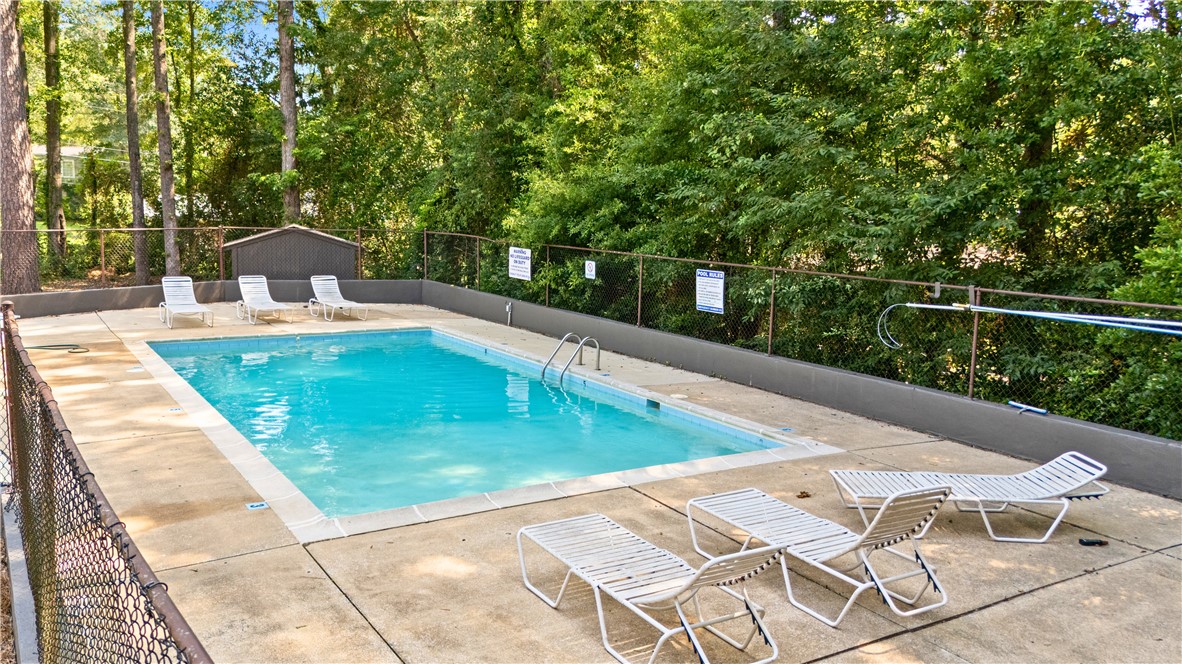 429 MOORES MILL Road 12