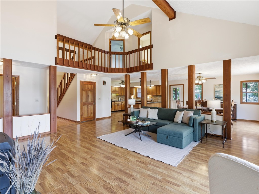 211 TANGLEWOOD Lane