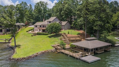 Photo of 211 TANGLEWOOD Lane, Dadeville, AL 36853 (MLS # 181076)