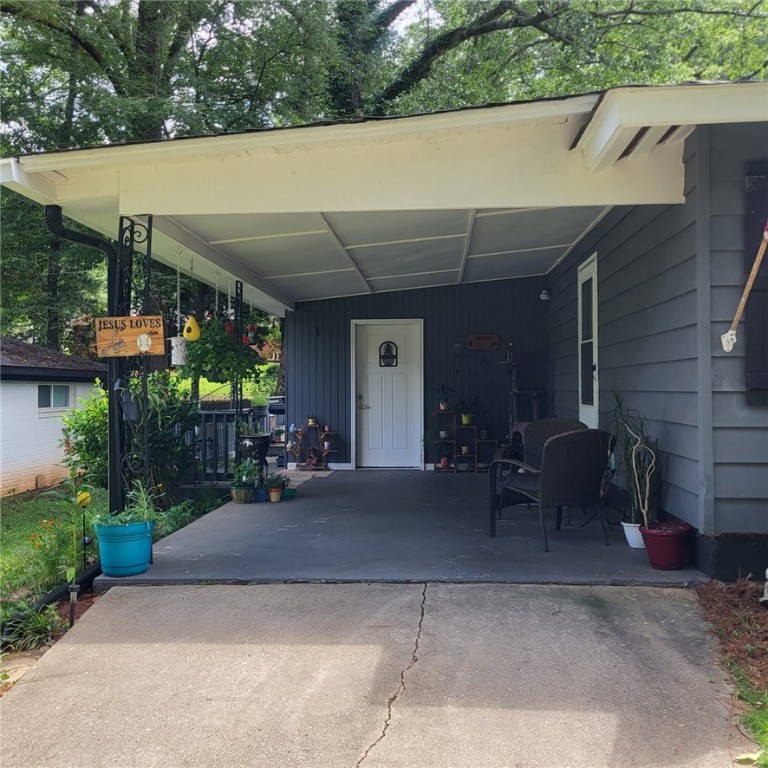 909 N 13TH Street