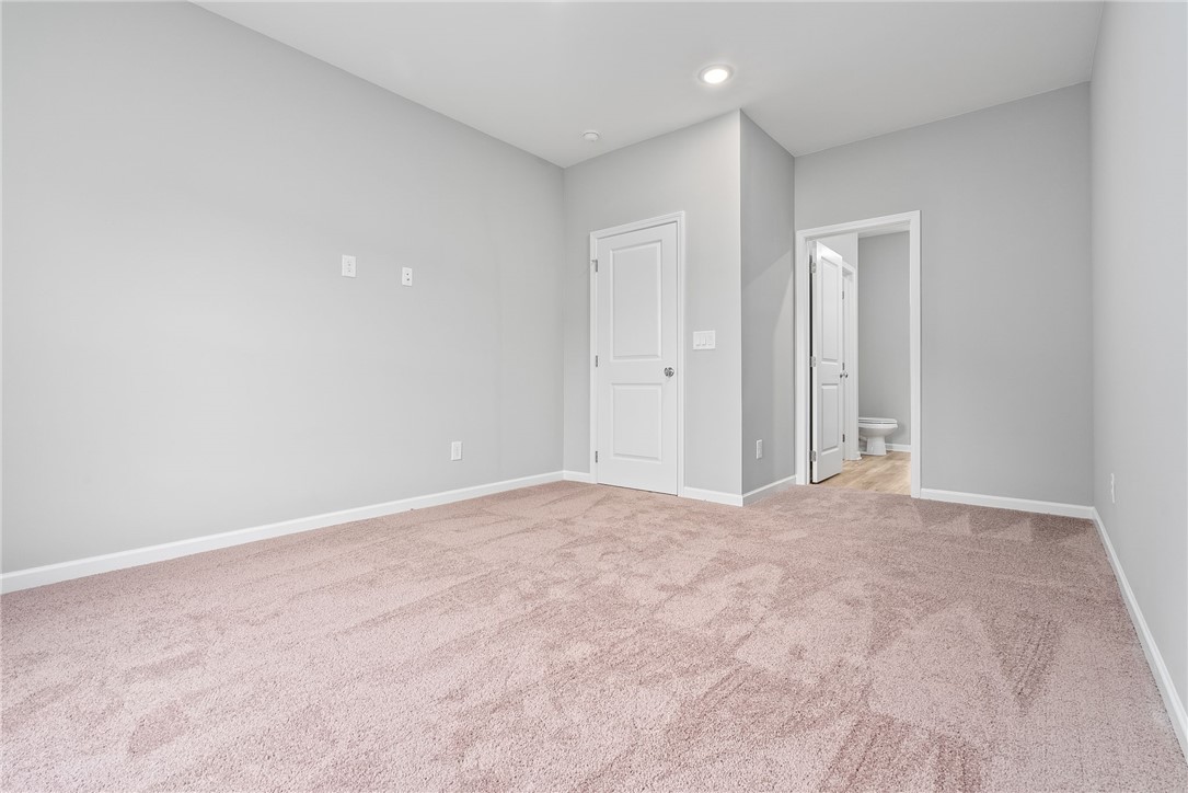 Opelika, Alabama 36801, United States, 3 Bedrooms Bedrooms, ,2 BathroomsBathrooms,Residential,Active,162469