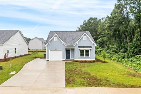 1110 SWIFT Street Opelika AL 36801