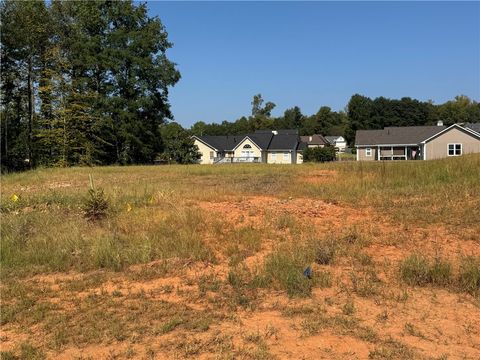 Photo of 9 LONG LEAF Lane, Opelika, AL 36804 (MLS # 177725)