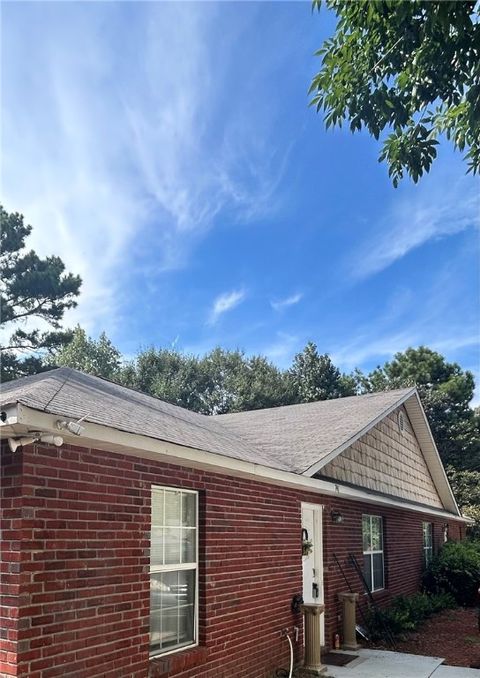 744 YEAGER Lane Auburn AL 36832