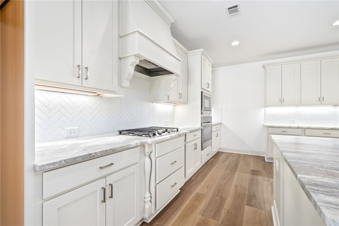 2620 COOL STONE BEND Drive