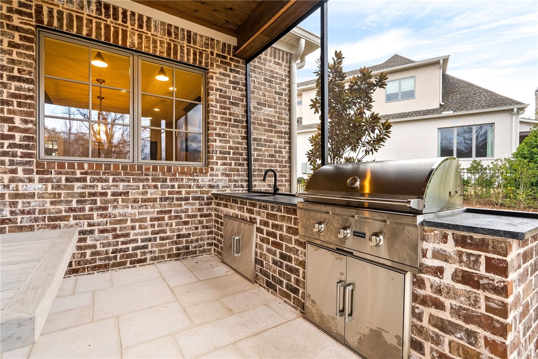 Auburn, Alabama 36830, United States, 5 Bedrooms Bedrooms, ,6 BathroomsBathrooms,Residential,Active,254159