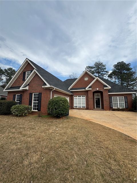 Photo of 1983 SAINT JOHN Court, Auburn, AL 36830 (MLS # 179164)