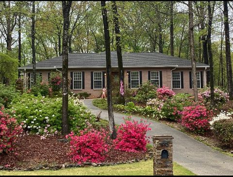 Photo of 485 SUMMERTREES Drive, Auburn, AL 36830 (MLS # 177080)