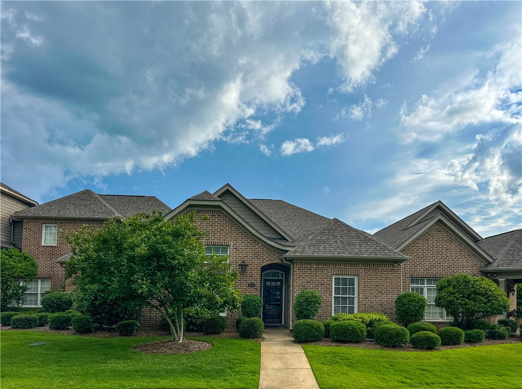 1758 BROOKEVIEW Court
