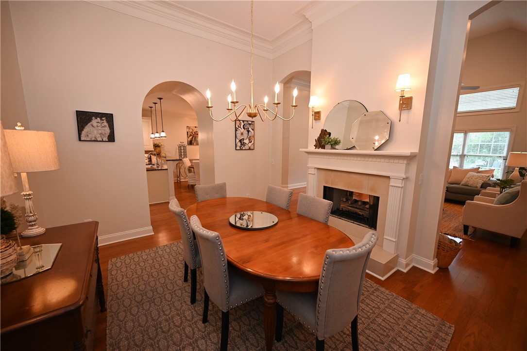 1758 BROOKEVIEW Court