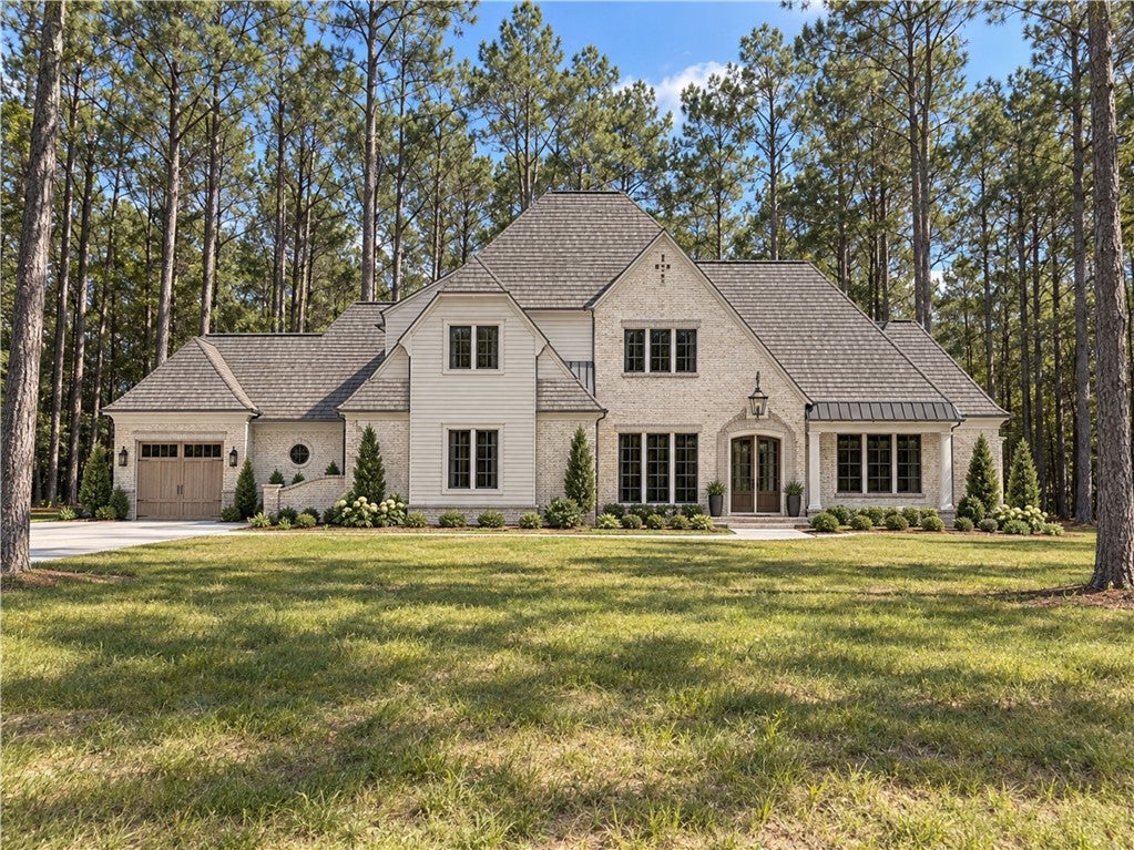 Photo of 2220 WINCHESTER Lane, Auburn, AL 36879 (MLS # 182384)