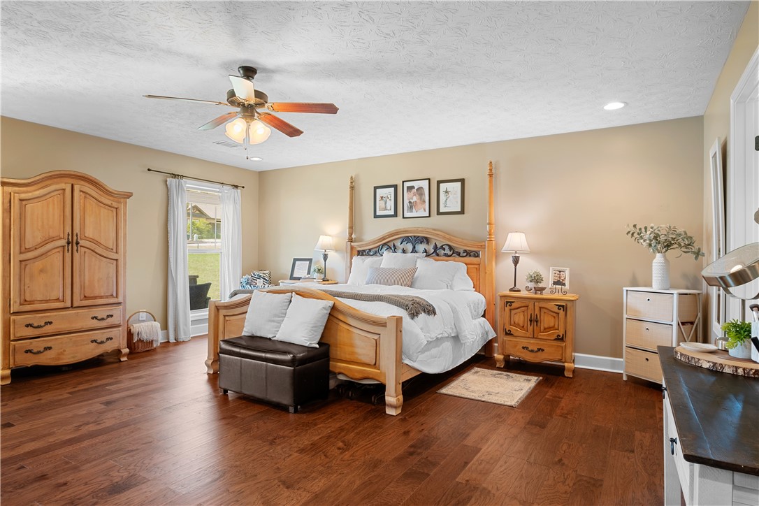 Opelika, Alabama 36801, United States, 3 Bedrooms Bedrooms, ,3 BathroomsBathrooms,Residential,Active,122197