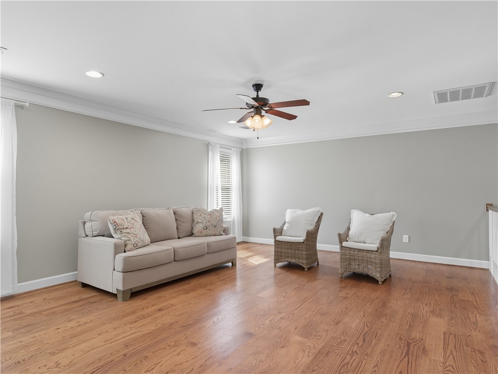 Opelika, Alabama 36801, United States, 3 Bedrooms Bedrooms, ,3 BathroomsBathrooms,Residential,Active,122197