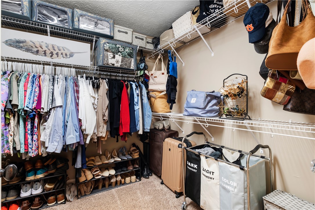 Opelika, Alabama 36801, United States, 3 Bedrooms Bedrooms, ,3 BathroomsBathrooms,Residential,Active,122197