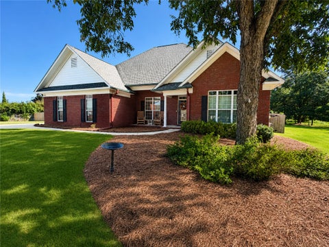Photo of 1708 SOLAMERE Court, Auburn, AL 36830 (MLS # 181926)