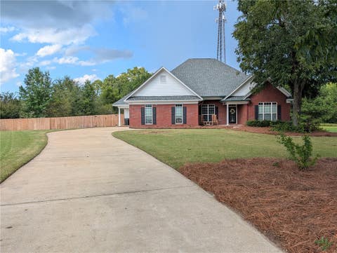Photo of 1708 SOLAMERE Court, Auburn, AL 36830 (MLS # 181926)