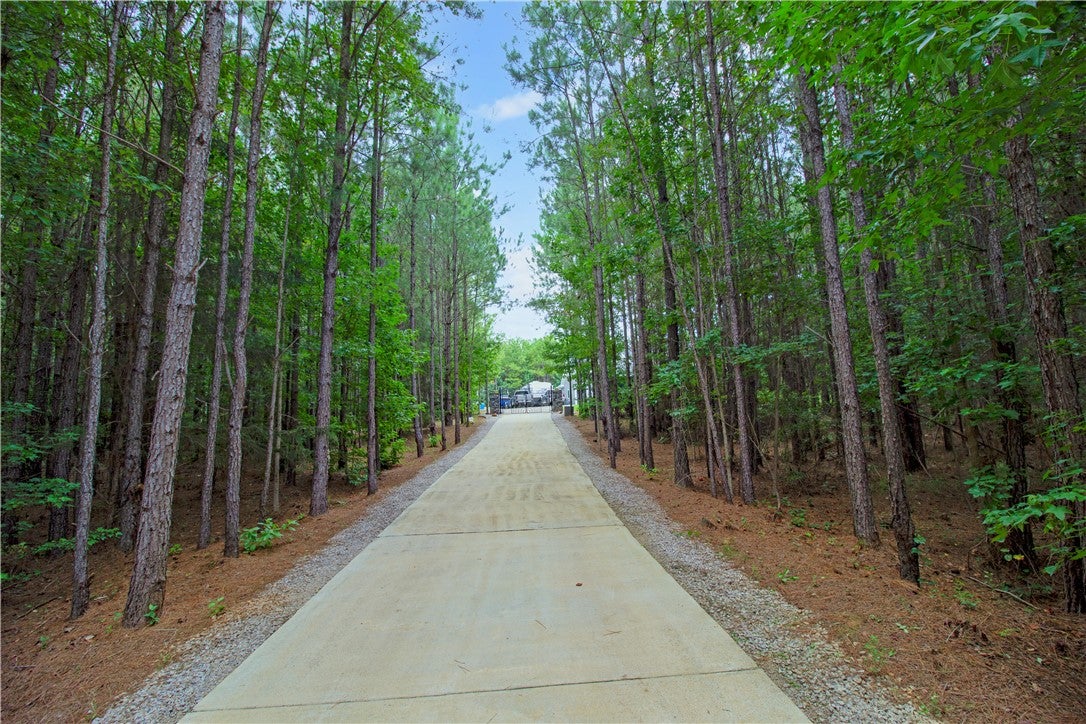 2852 LEE ROAD 183