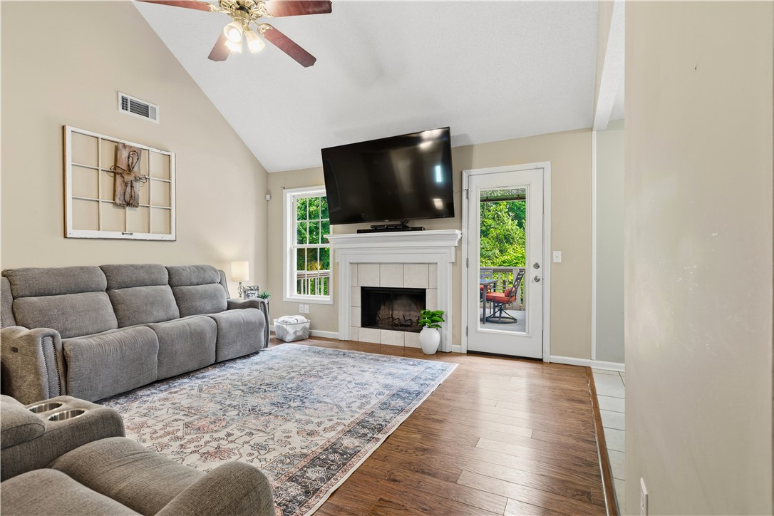 1509 ALBERT Court