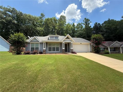 Photo of 2164 TURNBURY Lane, Auburn, AL 36830 (MLS # 181173)
