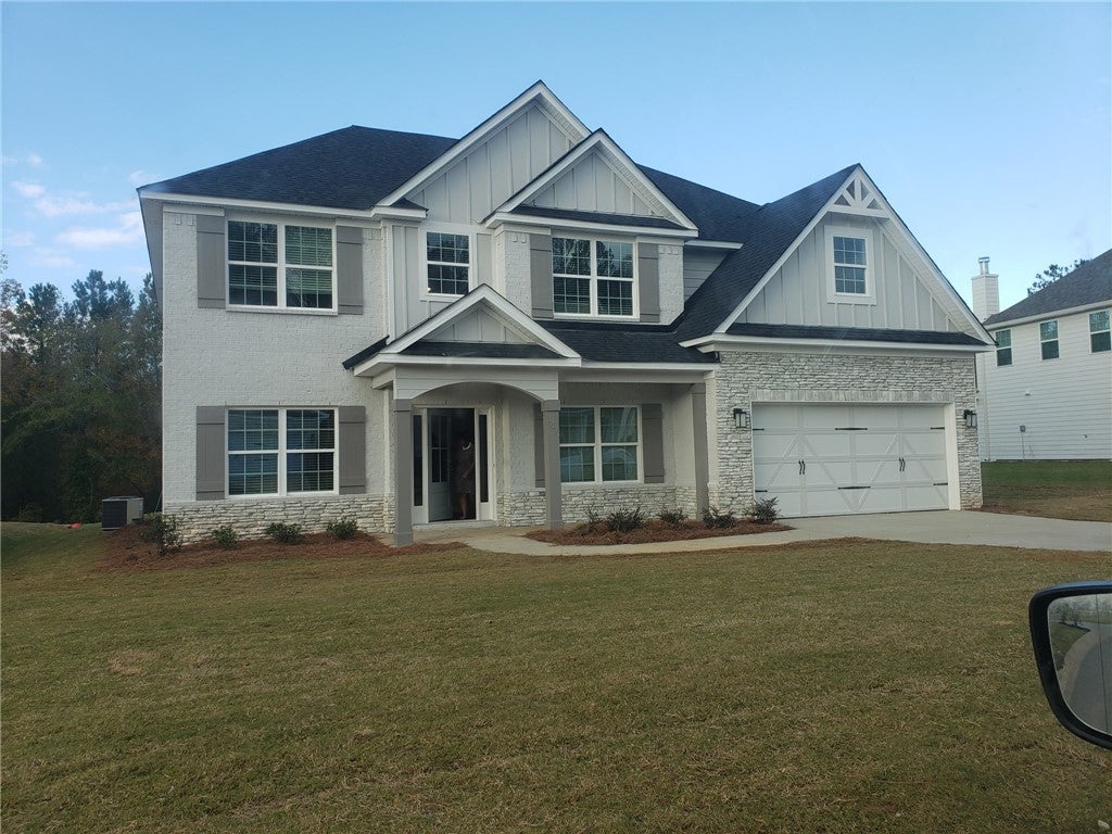 Photo of 1027 DUNKIRK Circle, Auburn, AL 36832 (MLS # 181888)