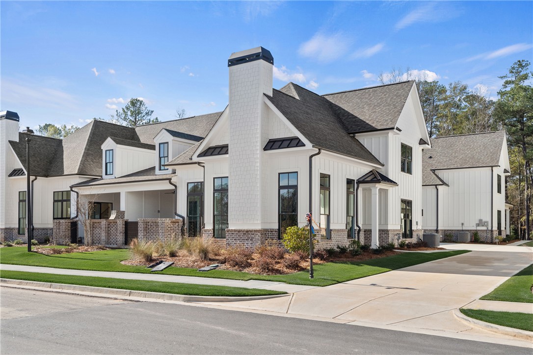 2044 DAWSON CORNER Loop