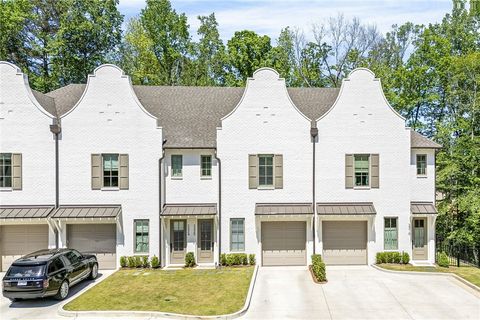 Photo of 2320 RIVERWOOD Drive, Auburn, AL 36830 (MLS # 179982)