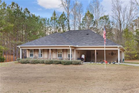 Photo of 3 PINE GROVE Lane, Salem, AL 36874 (MLS # 178296)