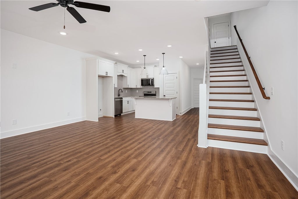 Photo of 3180 BOTTLE Way, Auburn, AL 36830 (MLS # 182223)