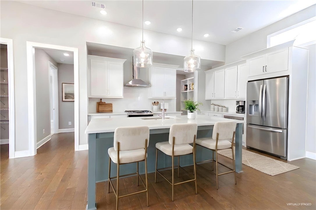 3536 DICKSON PLACE Drive