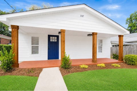 Photo of 347 FRAZIER Street, Auburn, AL 36830 (MLS # 182203)
