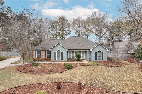 Photo of 1674 N CAMDEN Court, Auburn, AL 36830 (MLS # 178108)