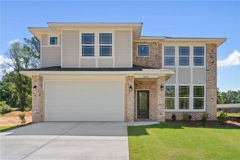 Photo of 2873 E BUNKER Drive, Auburn, AL 36832 (MLS # 179654)