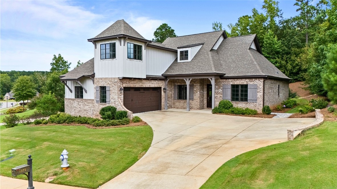 1372 FALLS CREST Drive