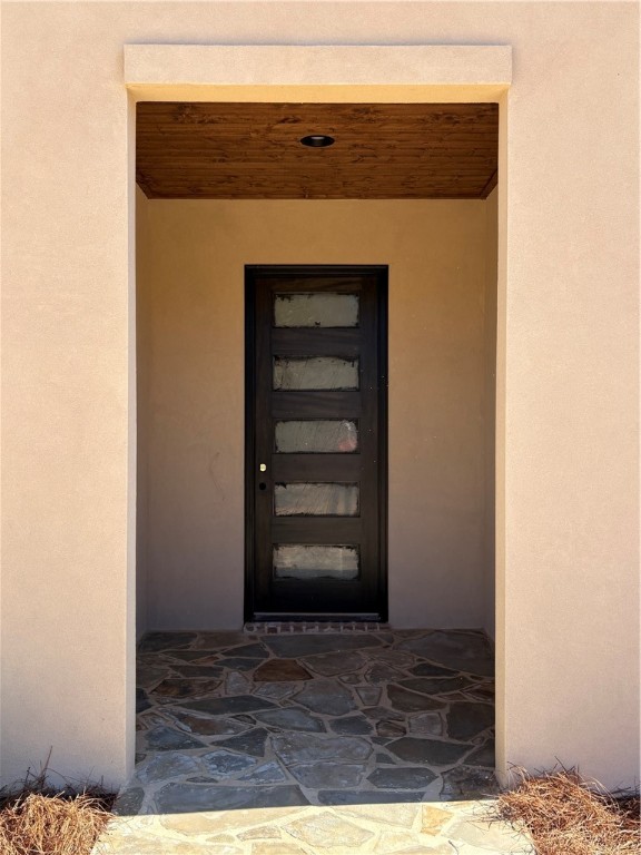 2050 ARROWHEAD Avenue