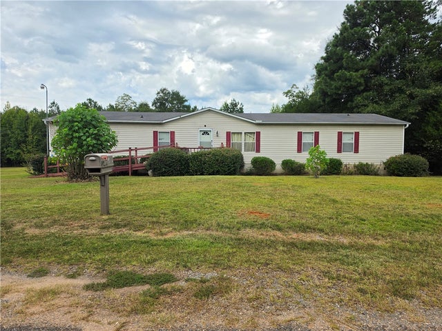 226 MOCKINGBIRD Drive