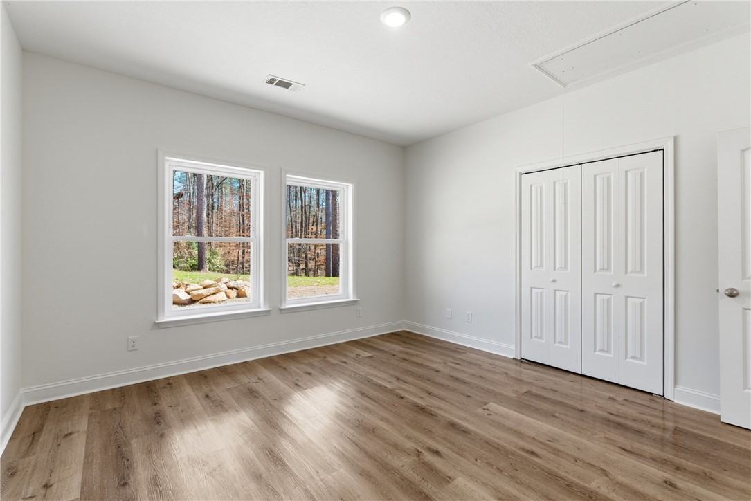 235 HICKORY Way