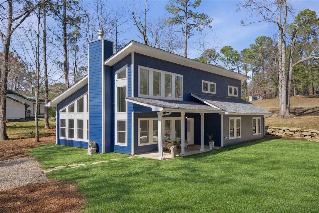 235 HICKORY Way