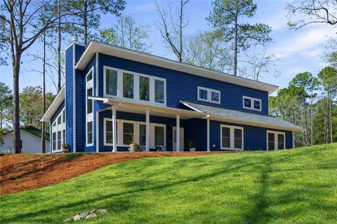 Photo of 235 HICKORY Way, Dadeville, AL 36853 (MLS # 180209)