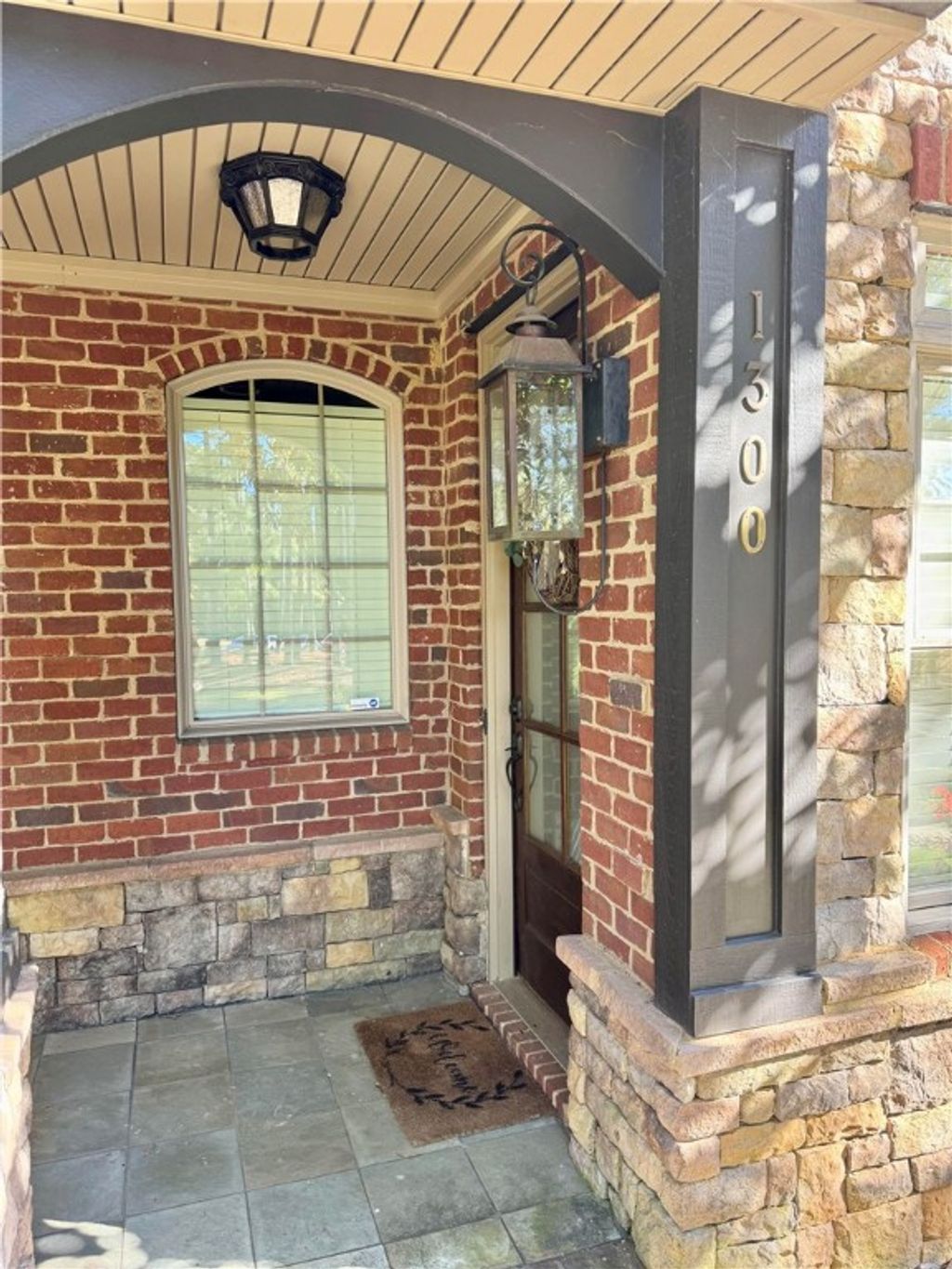 Photo of 1300 GATEWOOD Drive, Auburn, AL 36830 (MLS # 177446)