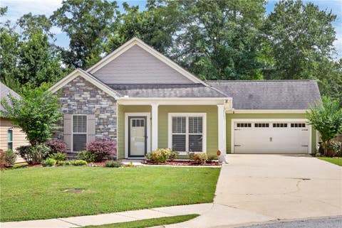 Photo of 2231 AUTUMN RIDGE Way, Auburn, AL 36879 (MLS # 181445)