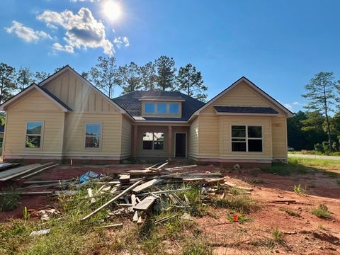 Photo of 4282 DEWBERRY Street, Opelika, AL 36801 (MLS # 181750)