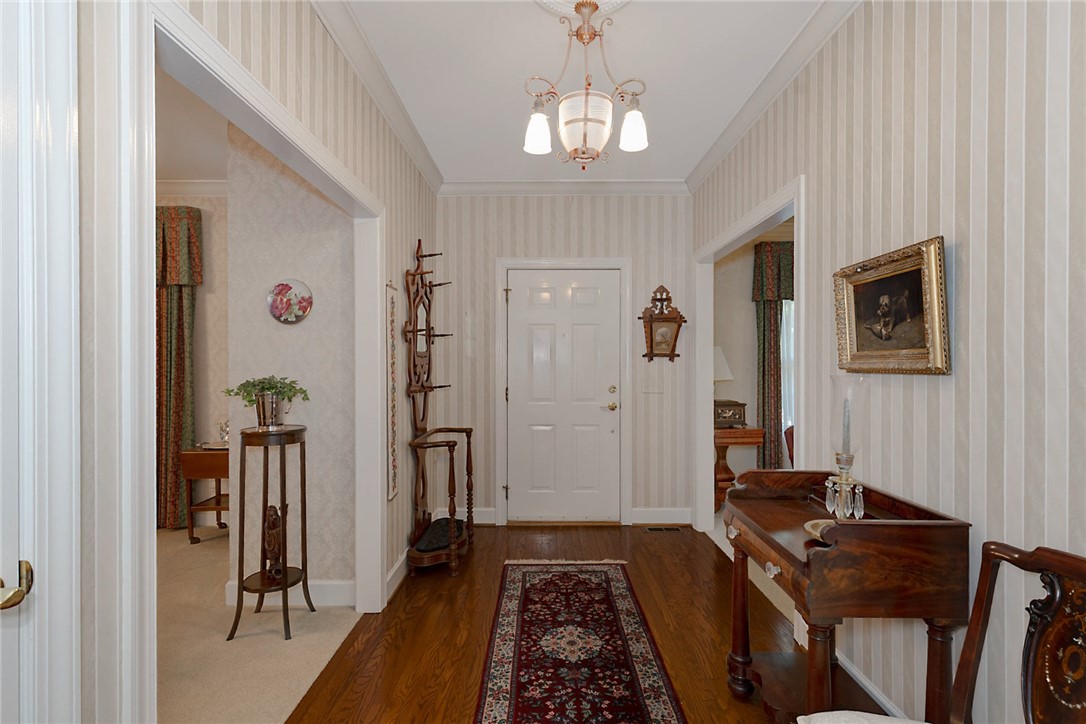 1322 HUNTINGTON Court