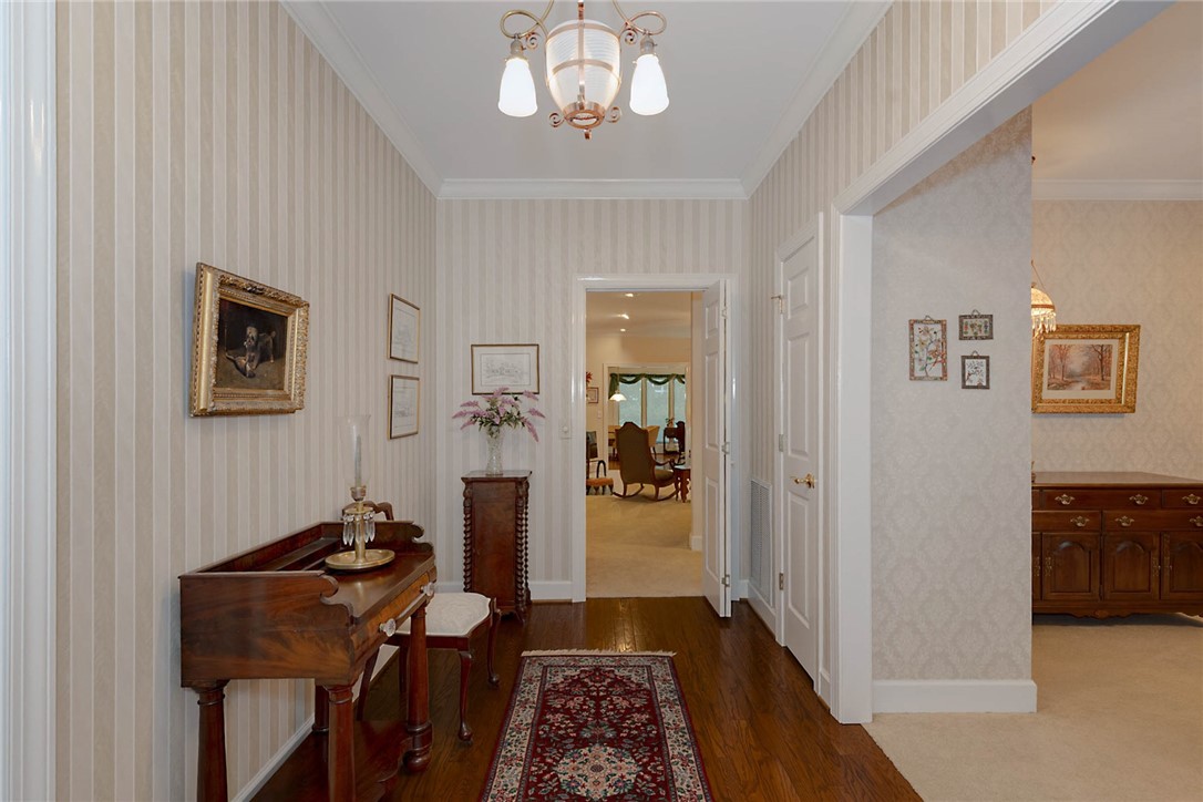 1322 HUNTINGTON Court