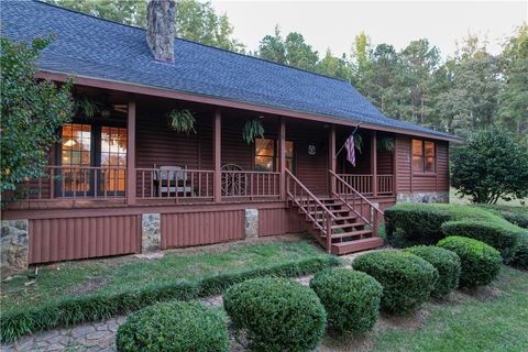 Photo of 15 LEE ROAD 895, Valley, AL 36854 (MLS # 177106)