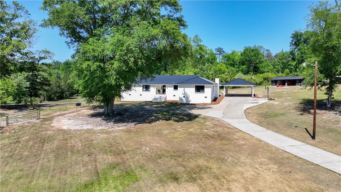 4132 W US HIGHWAY 80