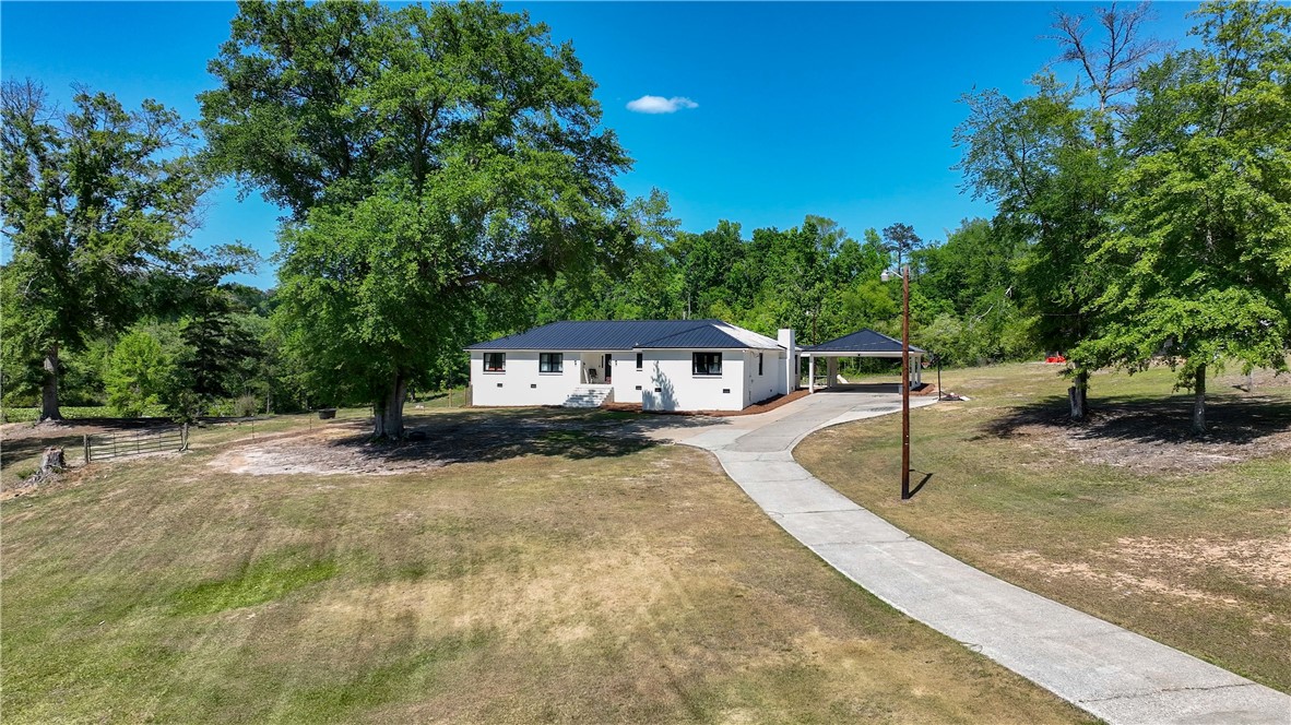 4132 W US HIGHWAY 80
