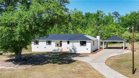 Photo of 4132 W US HIGHWAY 80, Phenix City, AL 36870 (MLS # 180190)