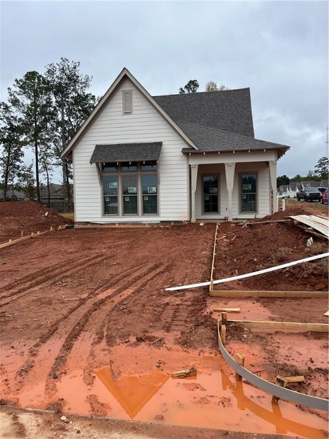 Photo of 113 HUNTERS Way, Opelika, AL 36801 (MLS # 177084)