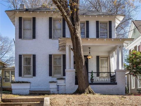 Photo of 1241 HULL Street, Montgomery, AL 36104 (MLS # 179009)