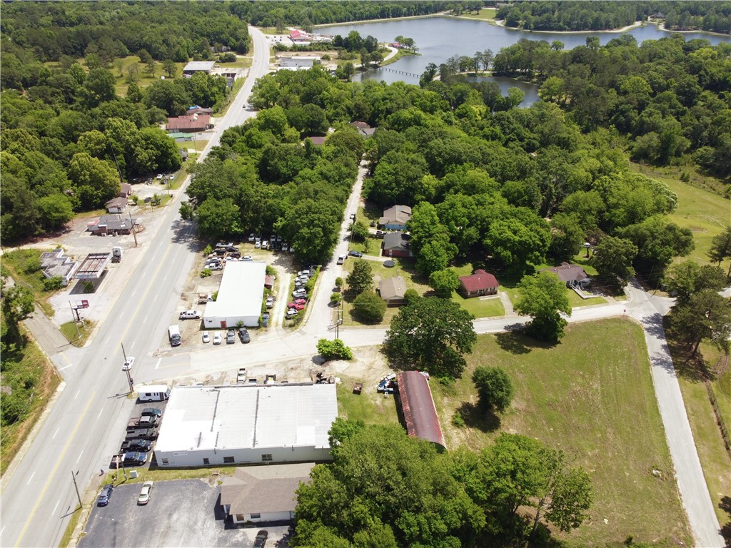410 E MARTIN LUTHER KING Highway